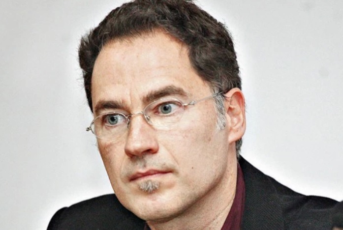 GREEK PROFESSOR AT CNN ACKNOWLEDGES THE GENOCIDE AGAINST THE ALBANIAN CHAMS GREEK PROFESSOR AT CNN ACKNOWLEDGES THE GENOCIDE AGAINST THE ALBANIAN CHAMS