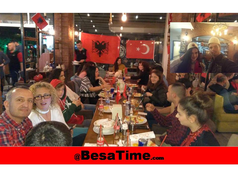 ALBANIANS IN IZMIR/TURKEY CELEBRATED THE INDIPENDENCE OF KOSOVO WITH A MODEST CELEBRATION